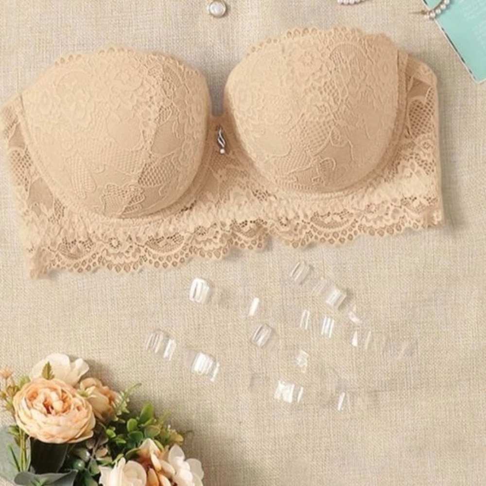 Plus Floral Lace Tube Underwire Bra With 1pair Transparent Strap